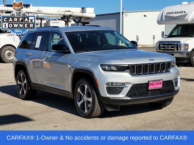 2023 Jeep Grand Cherokee 4xe's photo