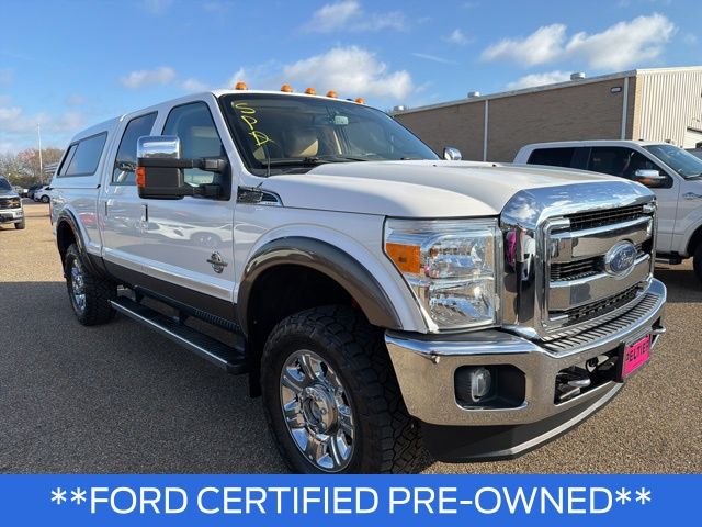 2016 Ford F-350 Super Duty Lariat's photo