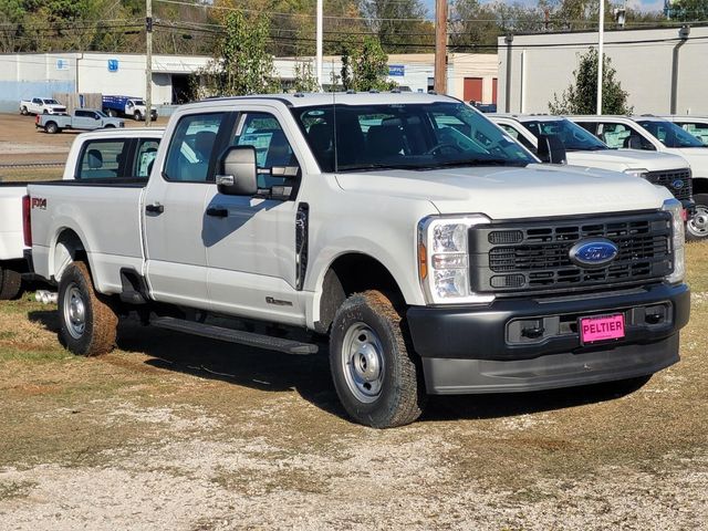 2025 Ford F-250 Super Duty XL's photo