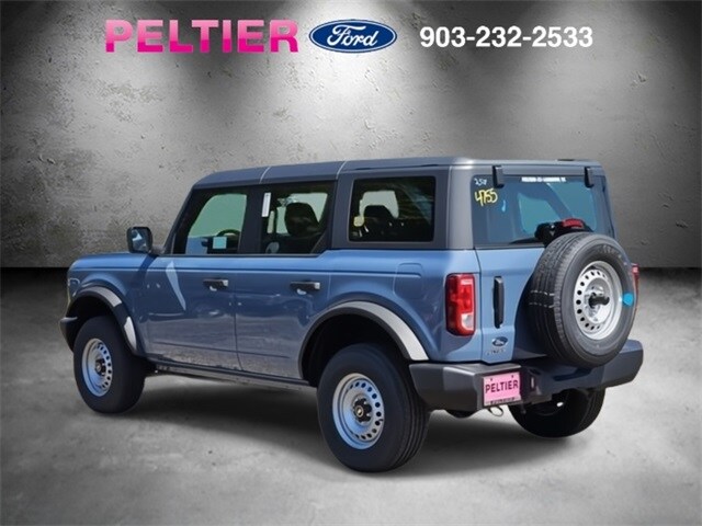 2025 Ford Bronco Base photo 3