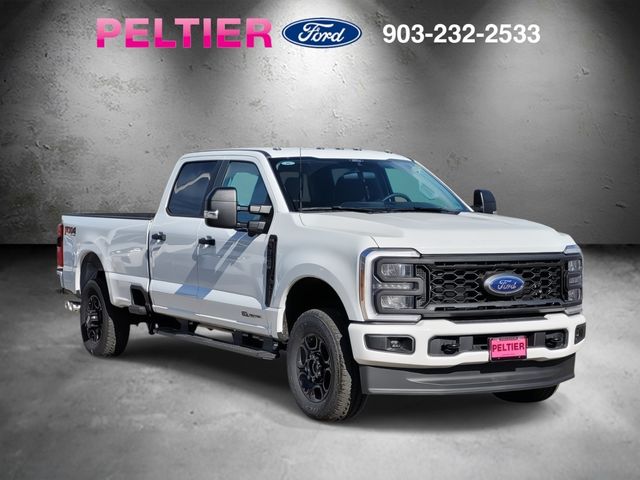 2026 Ford F-350 Super Duty XL's photo
