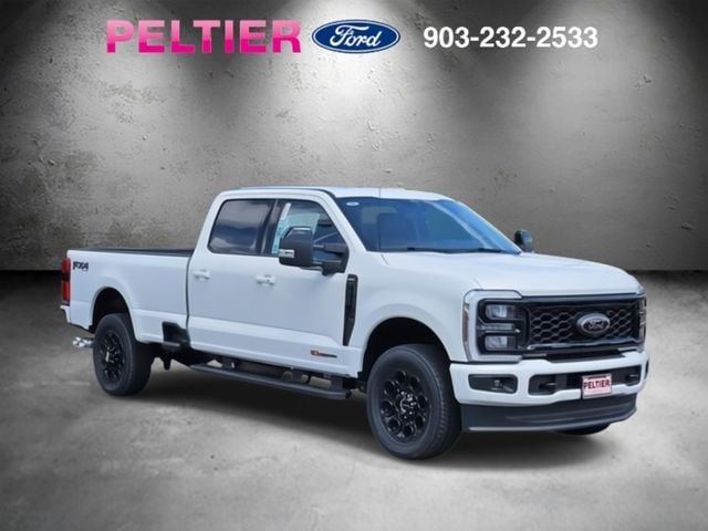 2025 Ford F-350 Super Duty Lariat's photo