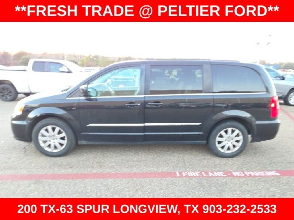 Used 2015 Chrysler Town & Country Touring Minivan/Van