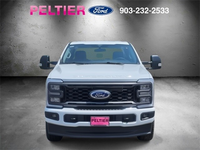 2025 Ford F-250 XL photo 2