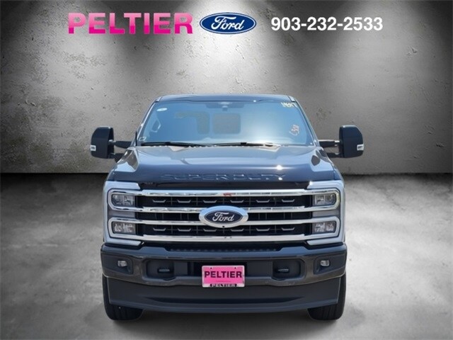 2025 Ford F-250 King Ranch photo 2