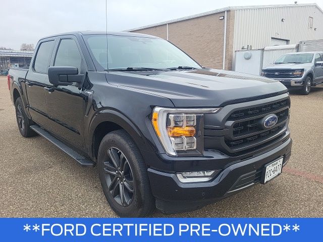 2021 Ford F-150 XLT's photo