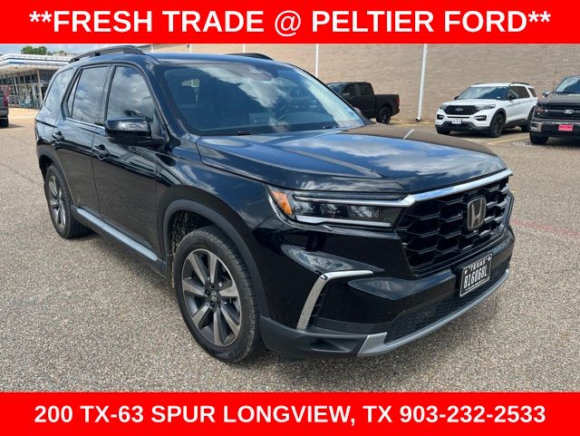 2024 Honda Pilot Touring 2WD's photo