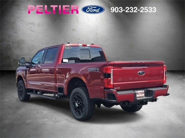 2025 Ford F-250 Lariat photo 2