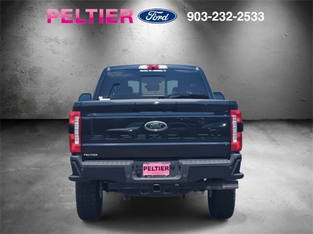 2025 Ford F-250 Lariat photo 4