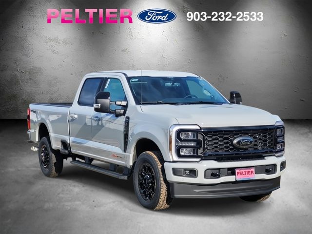 2026 Ford F-350 Super Duty Lariat's photo