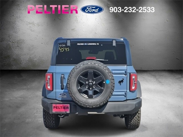 2025 Ford Bronco Outer Banks photo 4