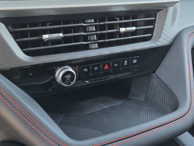 2026 Ford Explorer ST-Line - Photo 14