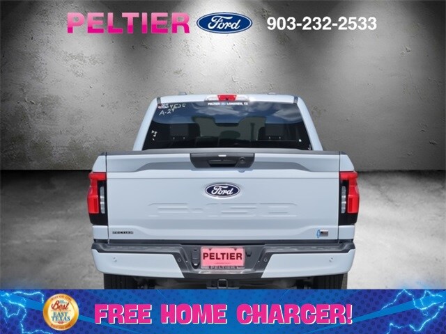 2025 Ford F-150 Lightning photo 2