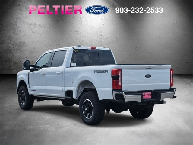 2025 Ford F-250 Lariat photo 3