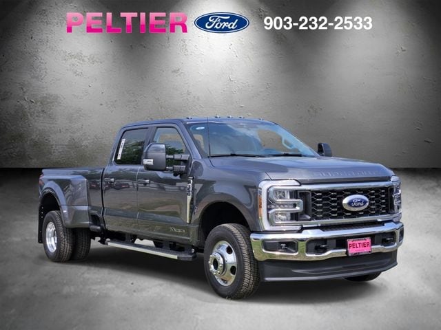 2026 Ford F-350 Lariat 4x4 Crew Cab 8' Box DRW's photo