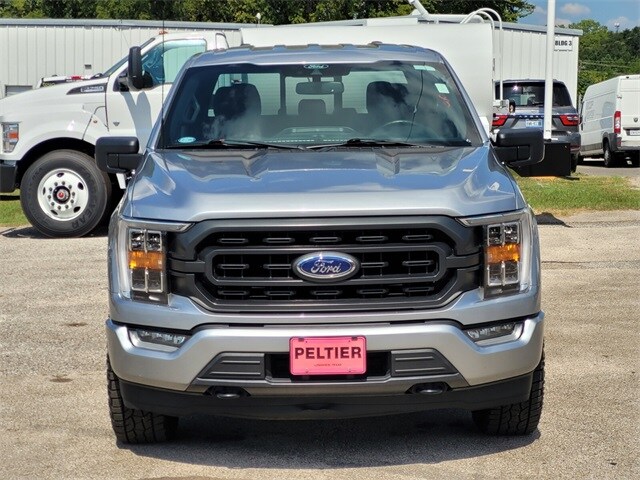 2021 Ford F-150 XLT photo 2