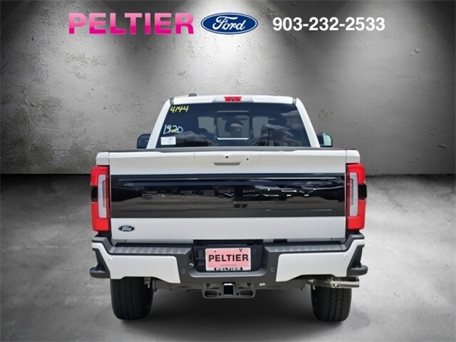 2025 Ford F-350 photo 4