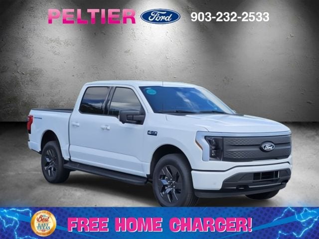 2025 Ford F-150 Lightning Flash's photo