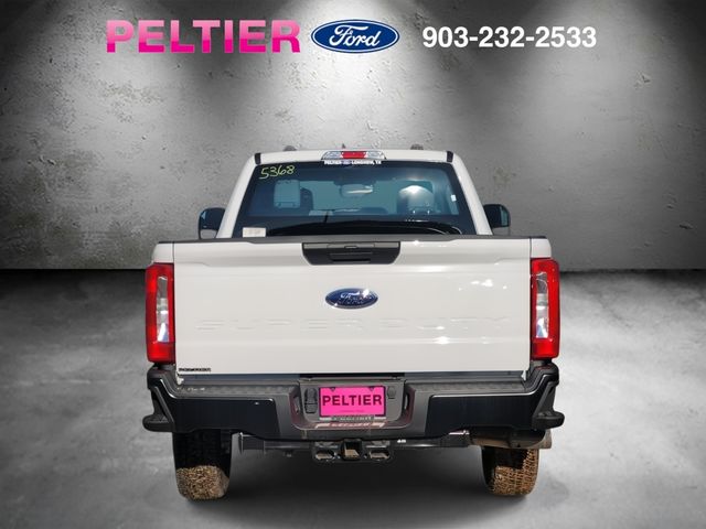 2025 Ford F-250 photo 2