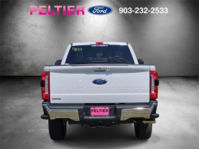 2025 Ford F-250 Lariat photo 4