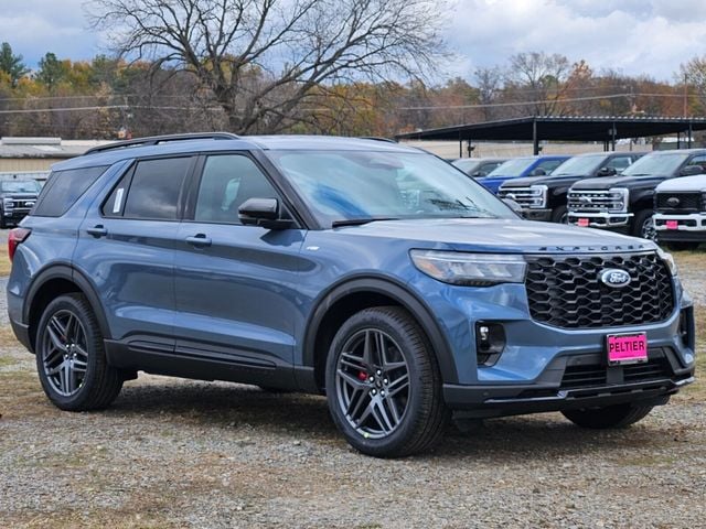 2026 Ford Explorer ST Line's photo