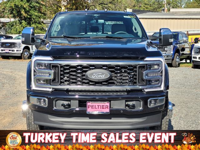 2026 Ford F-450 Platinum photo 2