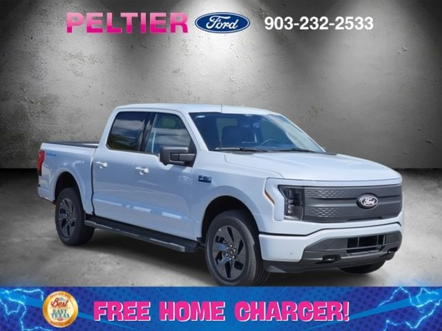 2025 Ford F-150 Lightning Flash's photo