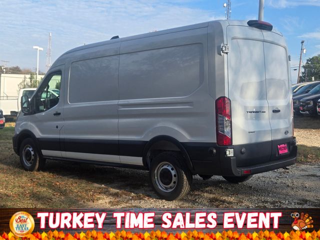 2026 Ford Transit photo 3