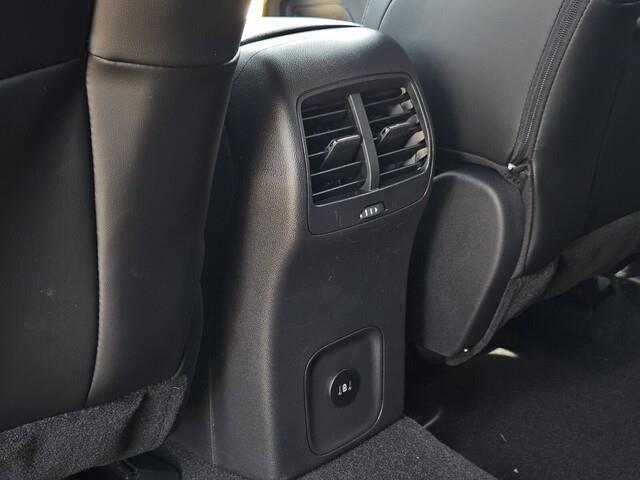 2026 Ford Escape ST-Line - Photo 24