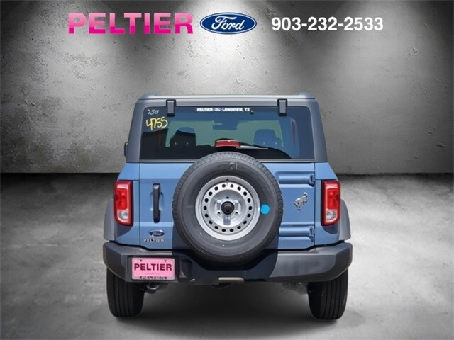 2025 Ford Bronco Base photo 4