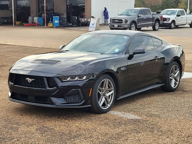 2024 Ford Mustang GT Premium photo 3