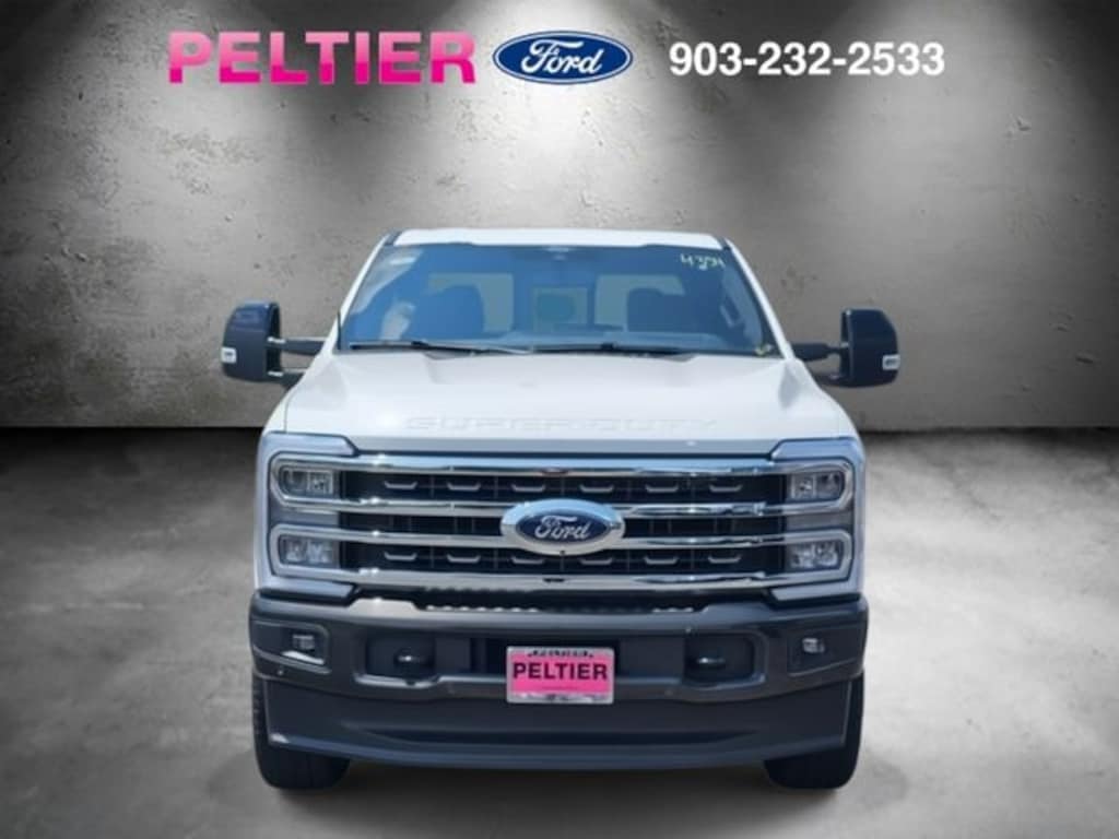 New 2025 Ford F-250SD King Ranch Truck