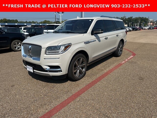 2019 Lincoln Navigator L Reserve photo 3