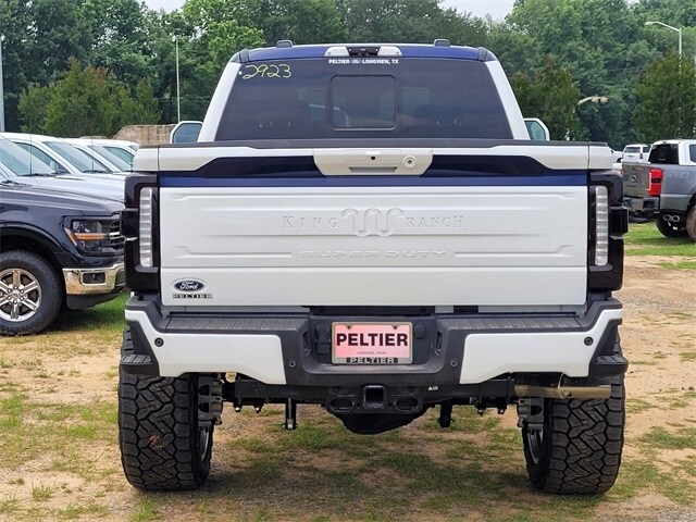 2025 Ford F-250 photo 4