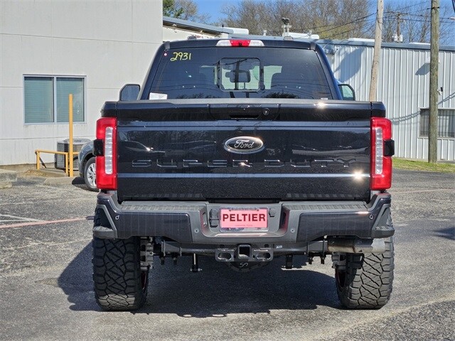 2025 Ford F-250 Lariat photo 4