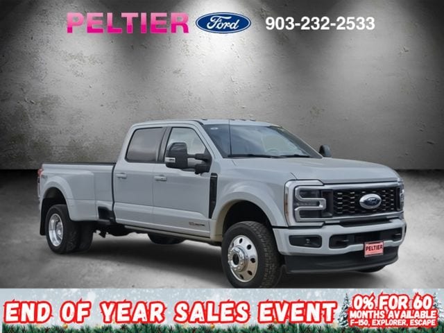 2026 Ford F-450 Super Duty Platinum's photo