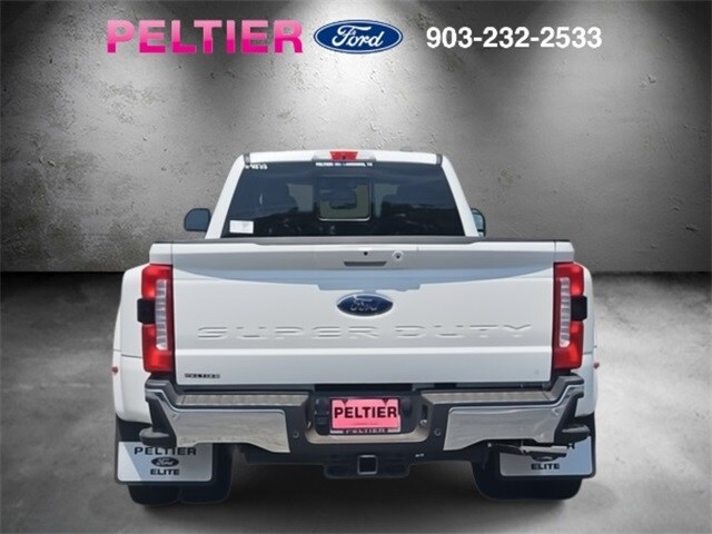 2025 Ford F-350 Lariat photo 4