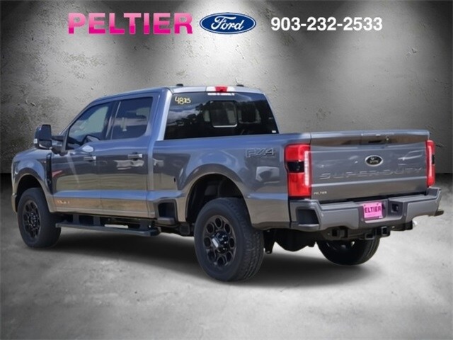 2025 Ford F-250 Lariat photo 2