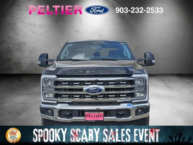 2026 Ford F-250 Lariat photo 2