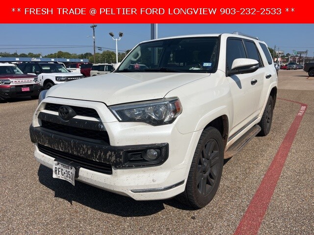 2018 Toyota 4Runner SR5 photo 3