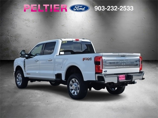 2025 Ford F-250 photo 3