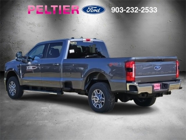 2026 Ford F-350 Lariat photo 3