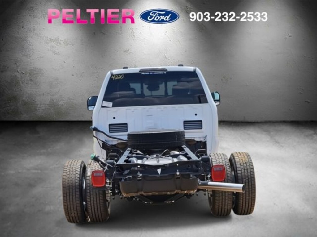 New 2025 Ford F-350SD XL Chassis