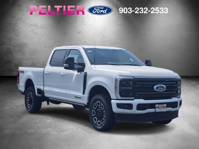 2025 Ford F-250 Super Duty Platinum's photo