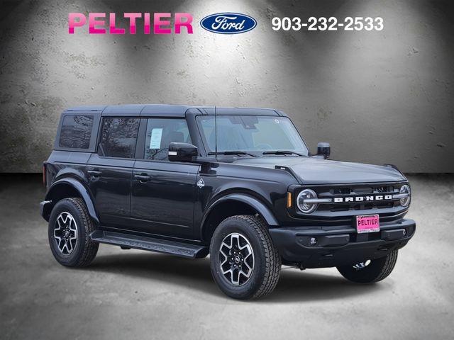 2025 Ford Bronco Outer Banks's photo