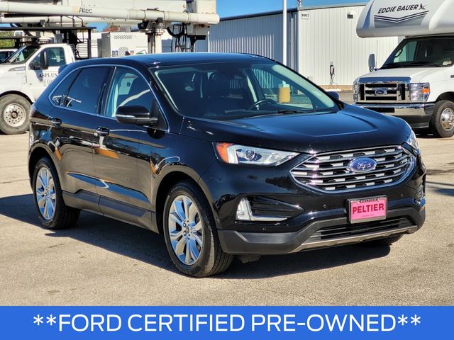 2021 Ford Edge Titanium's photo