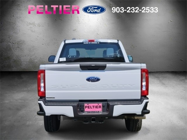 2026 Ford F-250 XL photo 4