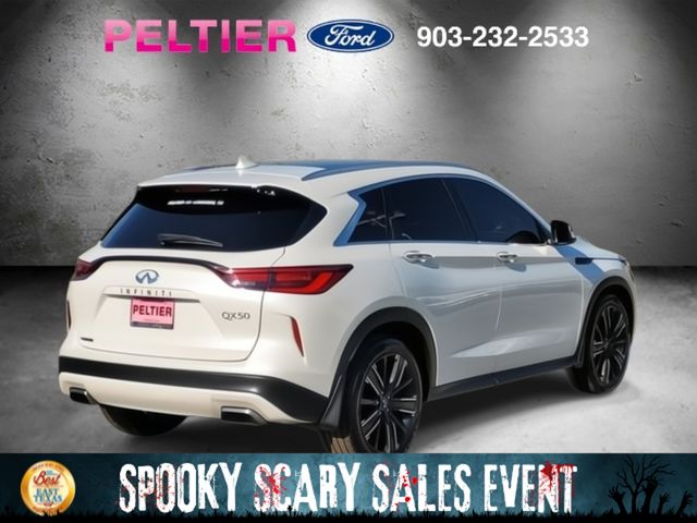 2022 Infiniti QX50 Luxe photo 4