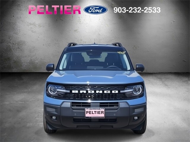2025 Ford Bronco Sport Outer Banks photo 2