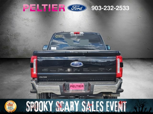 2026 Ford F-250 Lariat photo 4